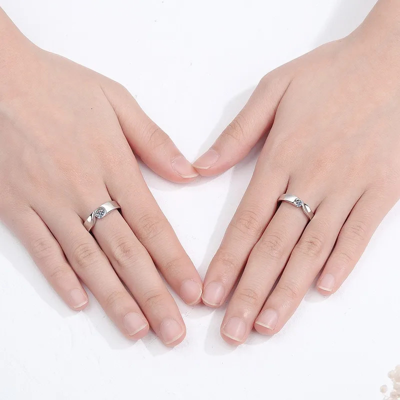 Na 2pcs/set 925 Sterling Silver Women Men Couple Sets Ring VVS1 Couples Matching Heart Rings Engagement Jewelry 250103