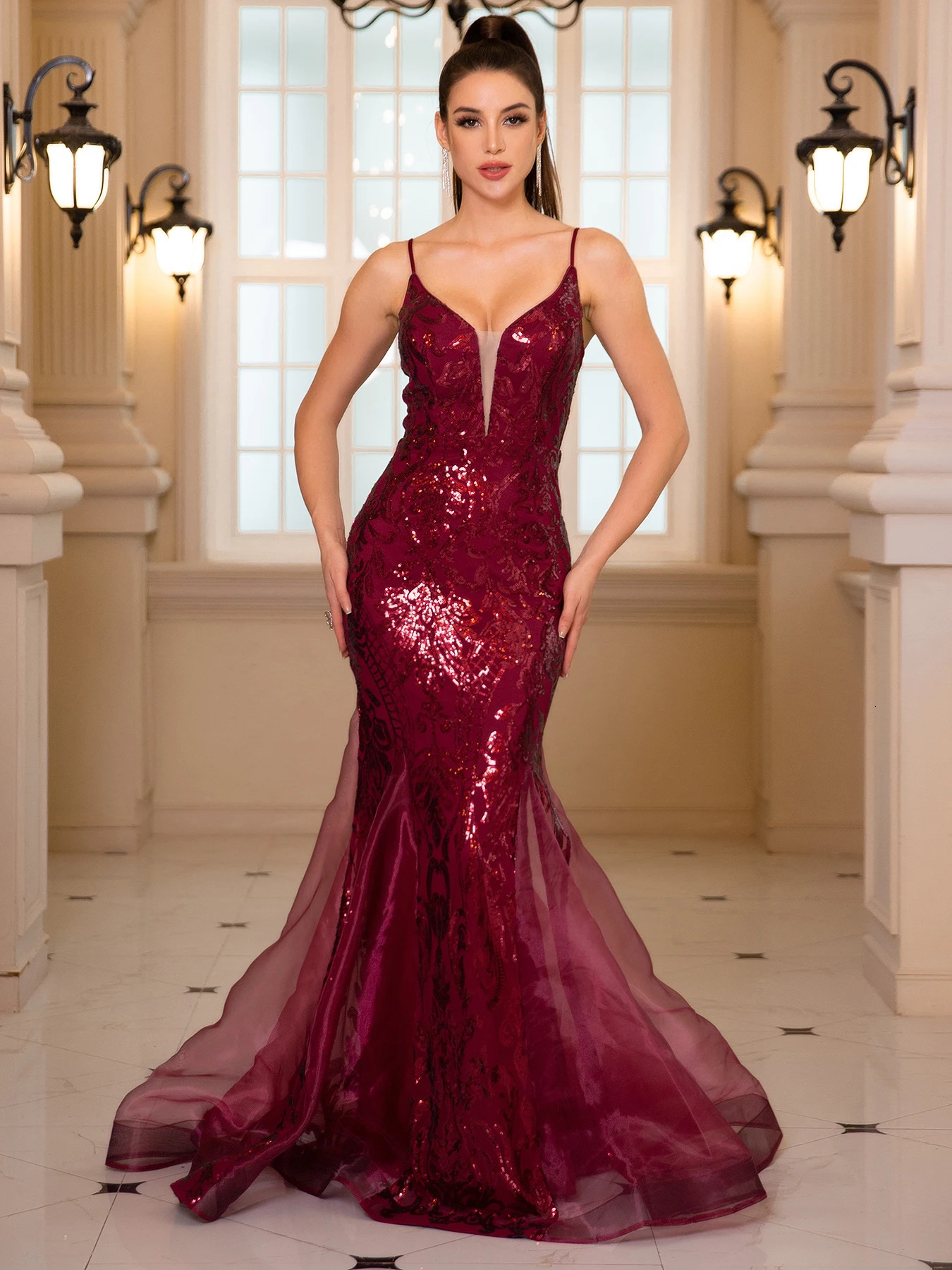 Sleeveless V-neck sequined mermaid white wedding party dress backless floor length evening dance dress 250103