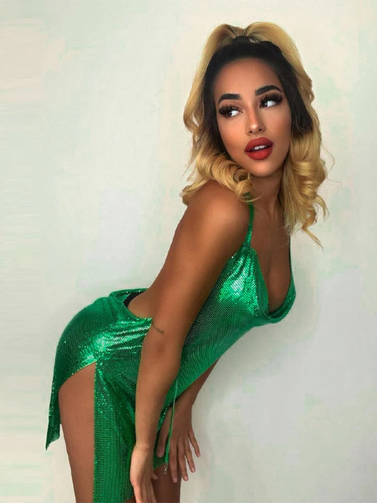 Sexy and Fashionable Womens Elegant Short Dress with Hanging Neck Backless Bottom Chest Sequin Party Dance Dress 250106