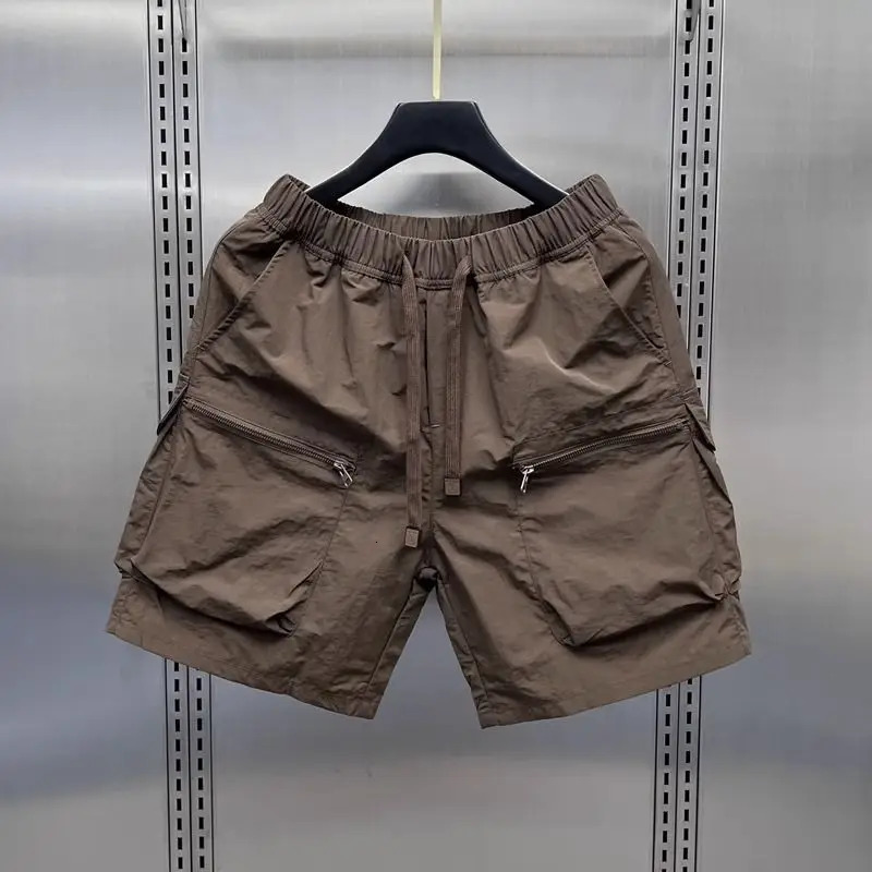 Mens retro multi pocket cargo shorts summer thin and loose straight casual jacket hat solid color drawstring shorts 241230