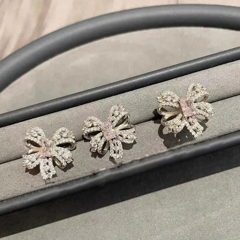 Japanese and Korean Zircon Bow Womens Jewelry Set Ring Temperament Versatile Earrings Necklace Three Piece Set 250102