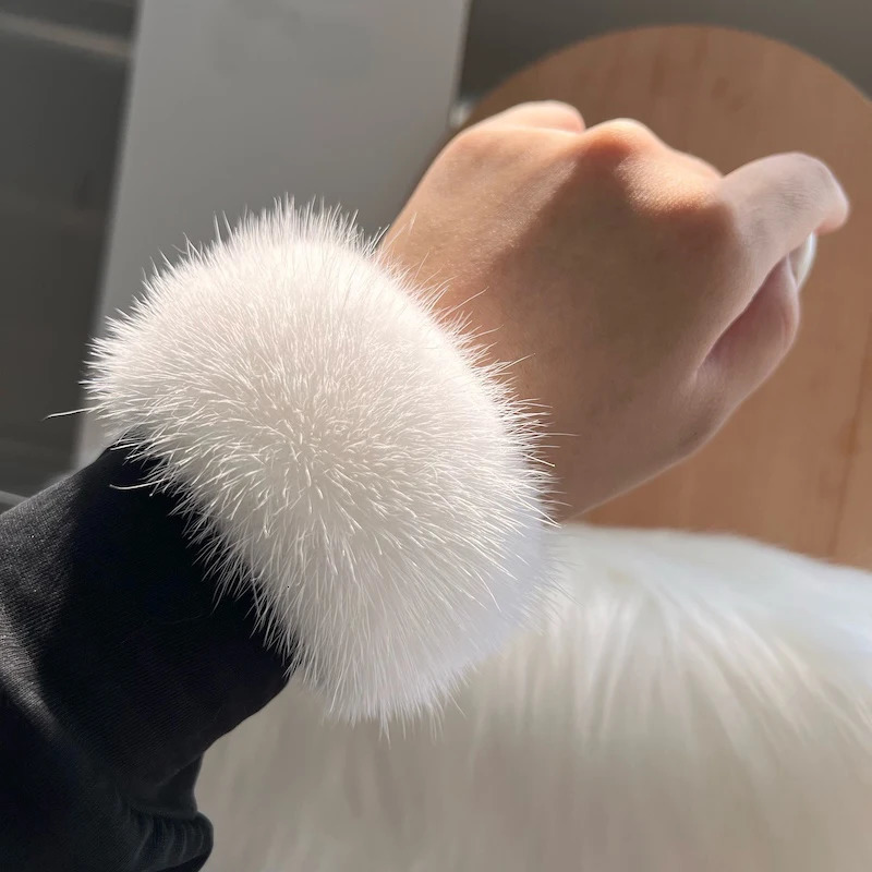 2025 Style mink Fur Cuff Arm Warmer Lady Bracelet Real Fur Wristband Glove High Quality Fox fur Cuffs Wrist Warmer 250106