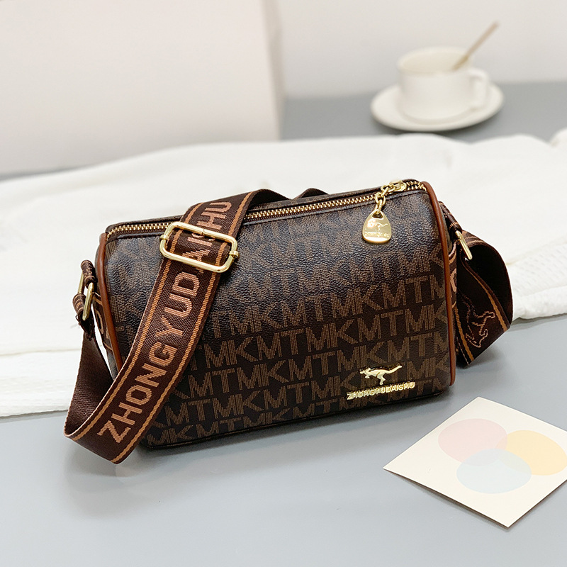 Simple fashion with large capacity Boston Bag 2025 new fashion printed single shoulder crossbody bag middle-aged mom bag Classic Brown free Shipping