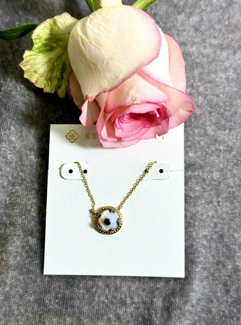 European and American Trends Sweet Fresh Simple and Generous Commuting Style Small and Exquisite Versatile Football Necklace 250106