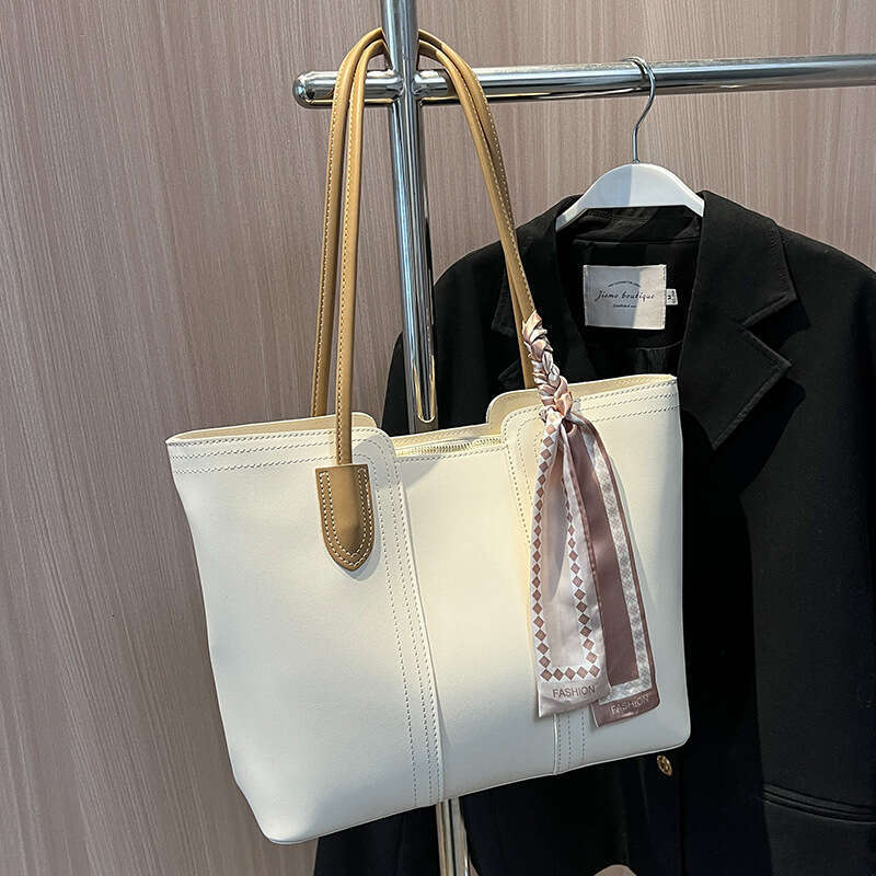 Women's Large Capacity New Spring/Summer Versatile Shoulder Bag, Women's Texture Popular, Class Commuting Tote Bag