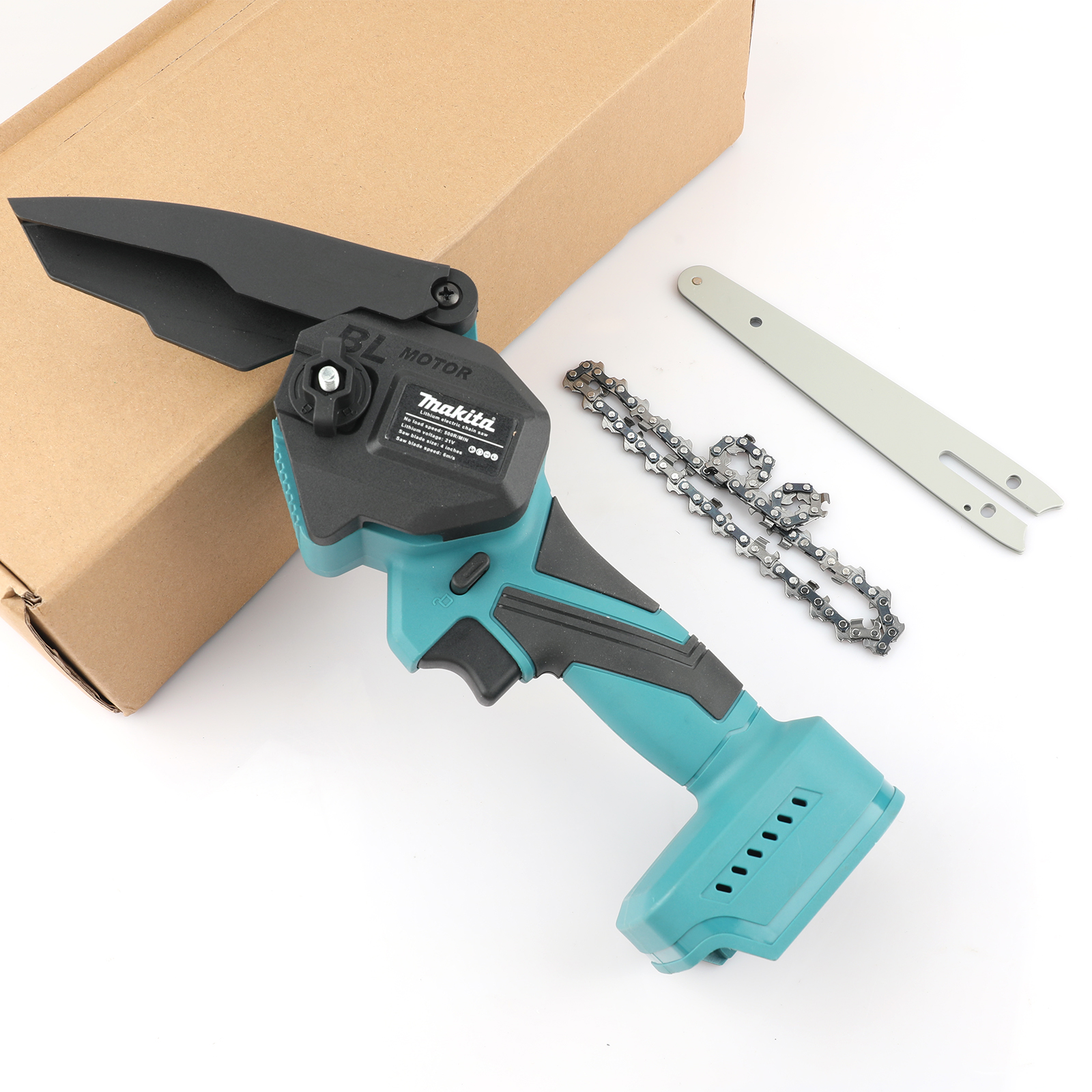 Makita Cordless Chainsaw - Battery Operated Machine with Powerful Performance