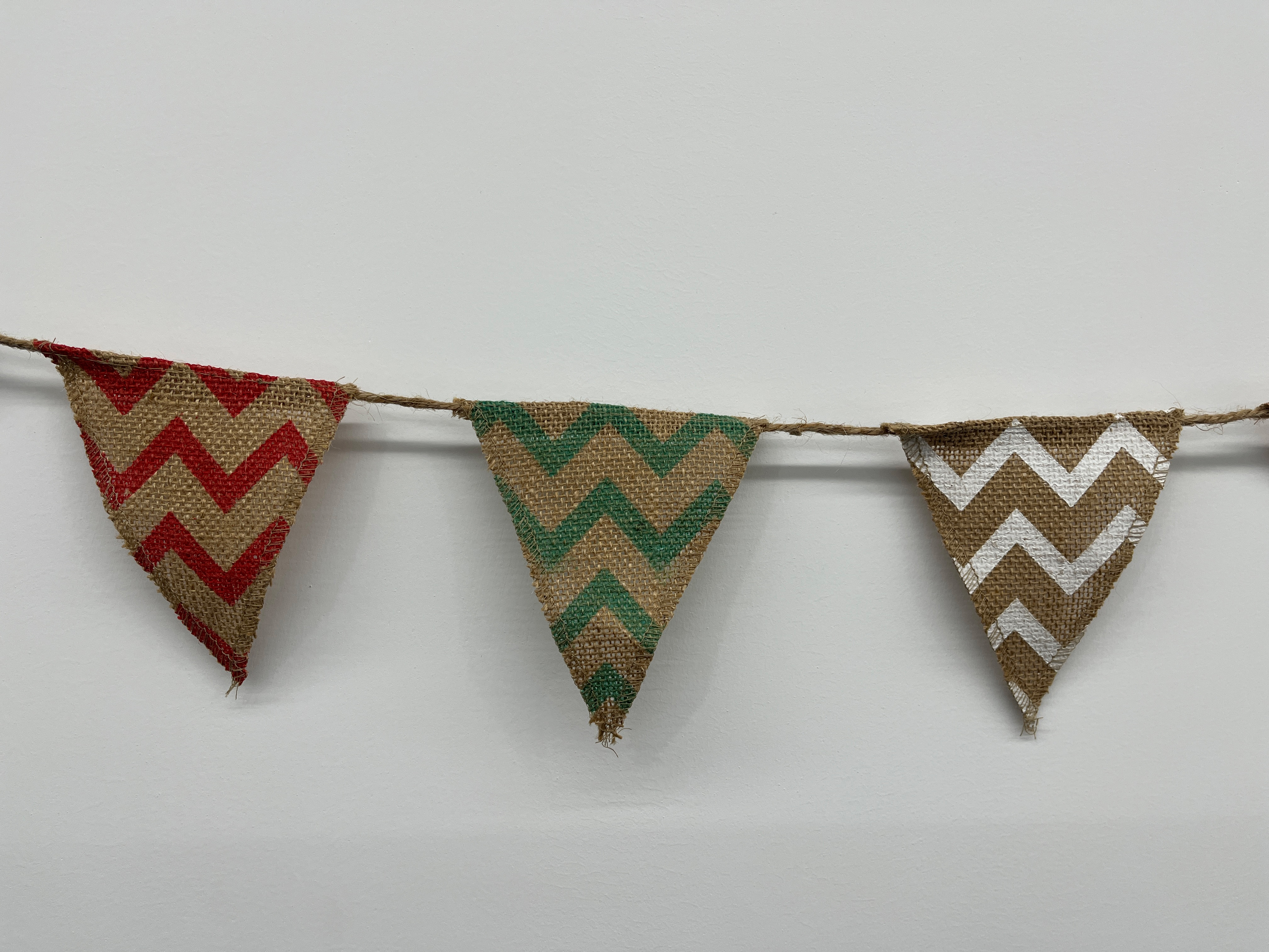 Colorful Wave-Patterned Flags for Party Decorations Colorful Wave Design Banner for Festivals & Celebrations