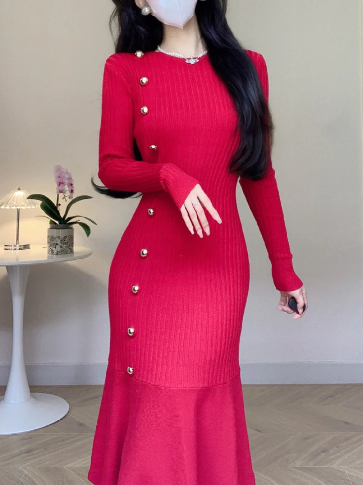 Korean Fashion French Knitted Dress Womens High Waist Fishtail Dress Autumn Winter Long Sleeve Elegant Tight Dress 250103