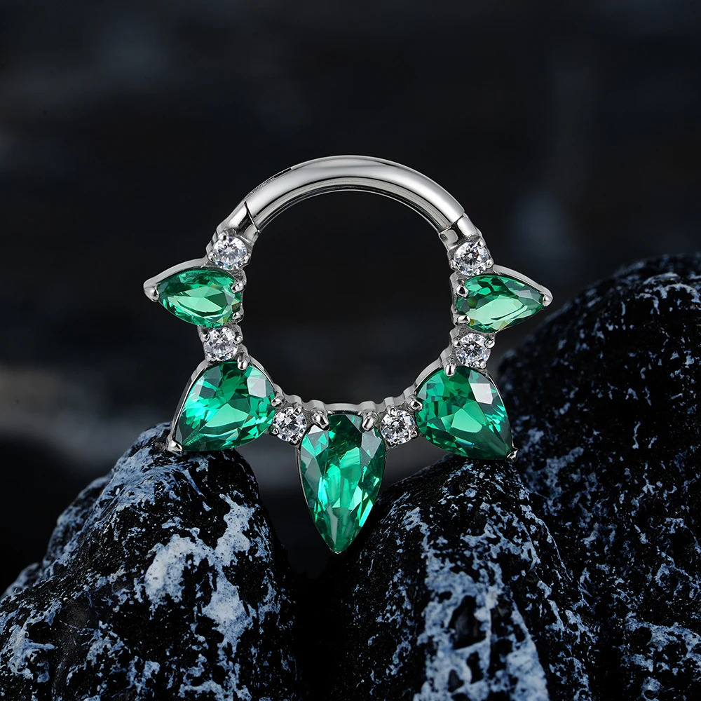 Right Grand ASTM F136 16G Pear CZ Hinged Clicker Segment Hoop Ring 8mm/10mm Hinged Daith Clicker Septum Nose Jewelry 250103