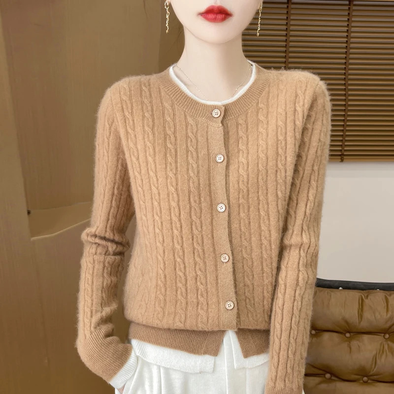 Autumn and winter 100% merino wool womens round neck color matching fake two cardigan loose twist cashmere sweater knit top 250103