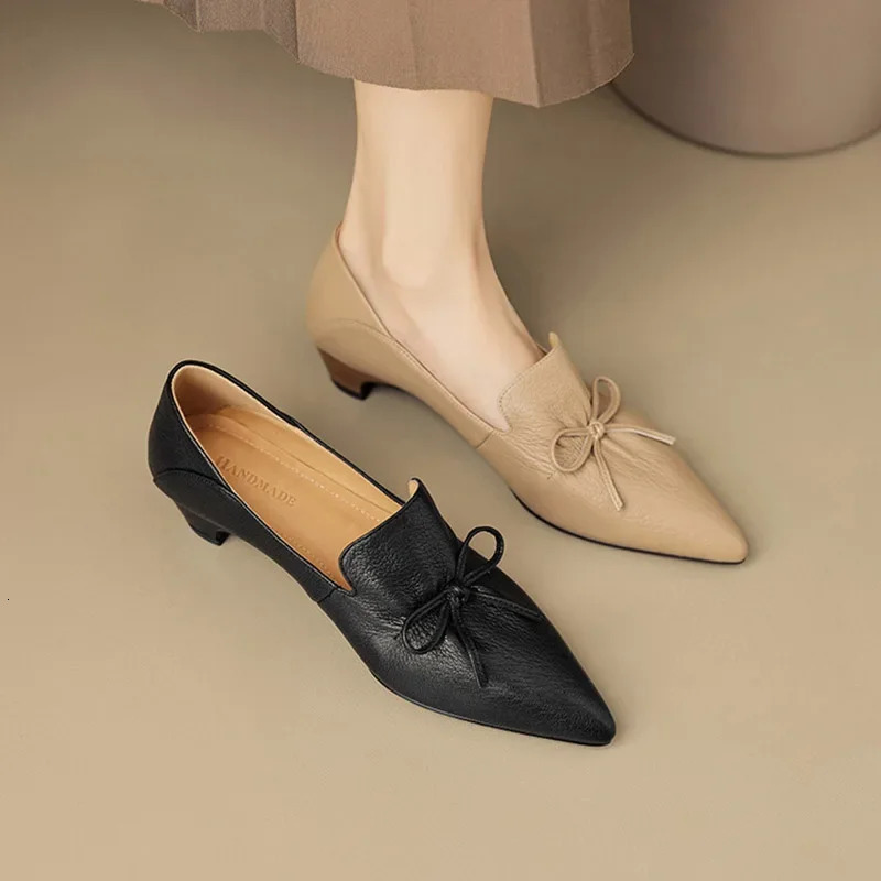 Phoentin office lady elegant black shoes Womens pointed Toe mid Heels 2024 Genuine leather retro pumps 250103