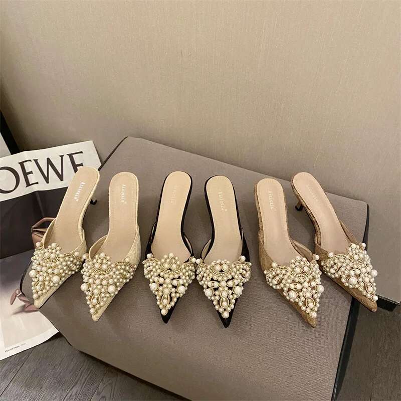 2024 New Fashion Pointy Head Pearl Half Slippers Fine Sandals Women's 42 Yards Middle Heeled Mules Shoes