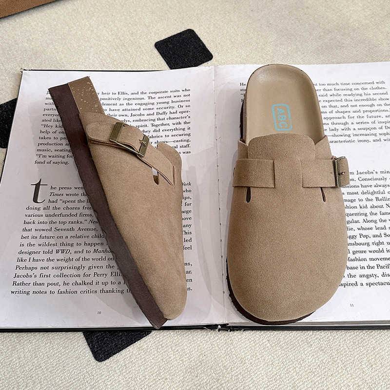 2025 slides slippers clogs British style thick soled slippers for women new spring and summer with toe cover and buckle strap for casual lazy shoes