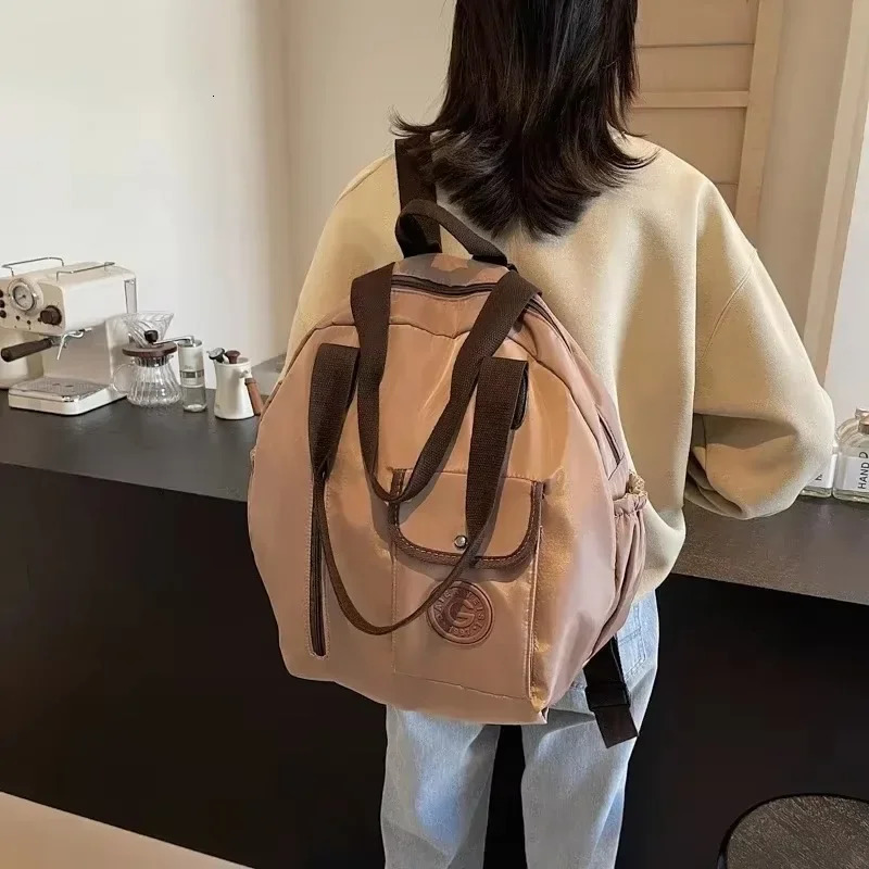 Large Capacity Backpack for Womens Leisure Travel Fashionable and Versatile Waterproof Mommy Tote Bag Tragetasche 250102