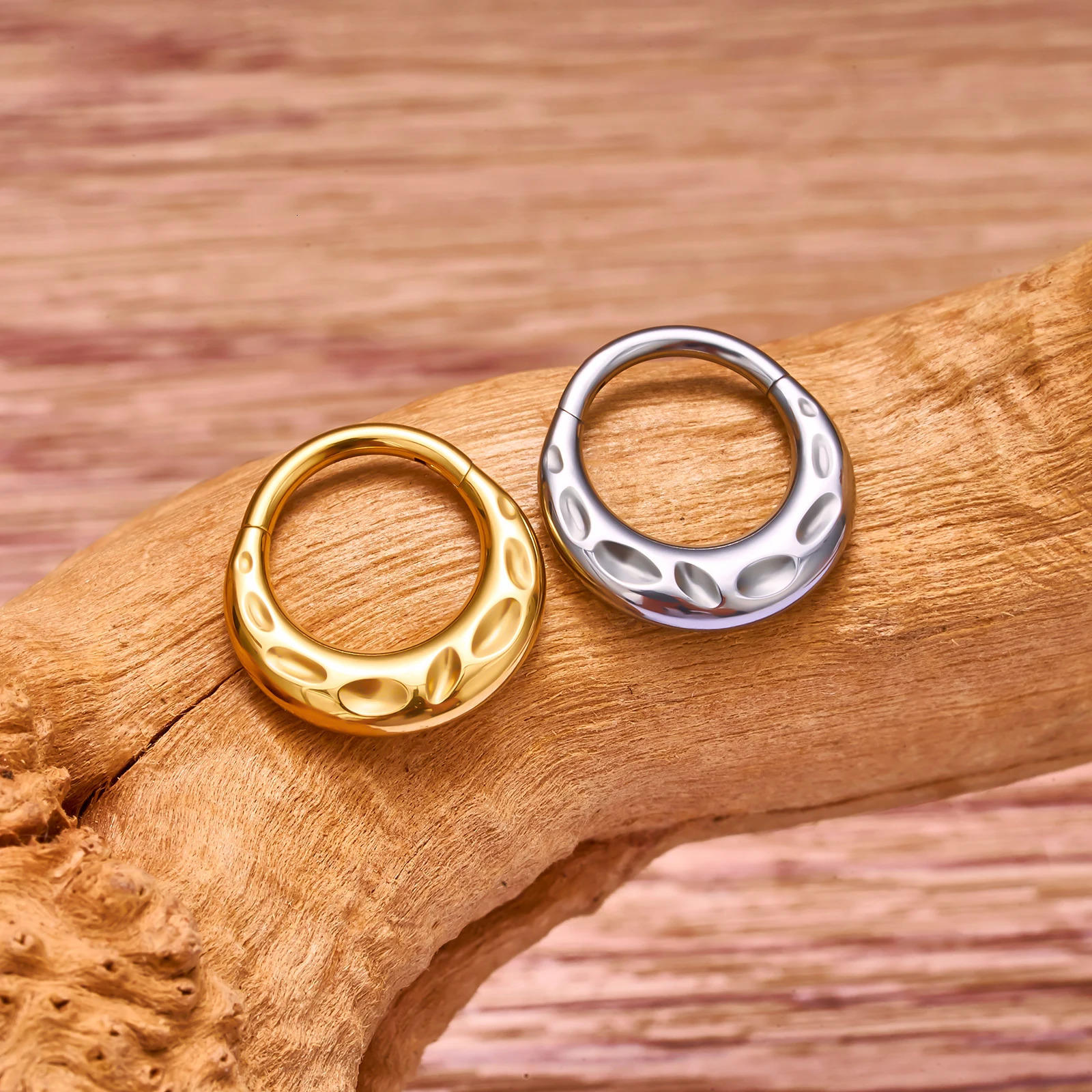ASTM F136 G23 Piercing Septum Nose Ring Hoop 16G Bags Helix Cartilage Clicker Tragus Earrings Jewelry 250103