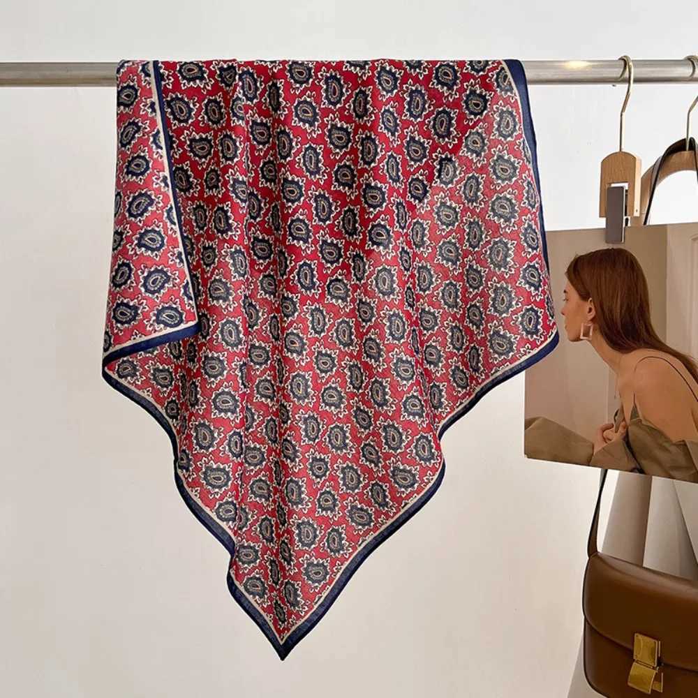 Spring/Summer 70cm Cashmere Printed Square Scarf for Women Breathable Imitation Silk Bandanna Luxury Womens Collar Fashion Headscarf W250106