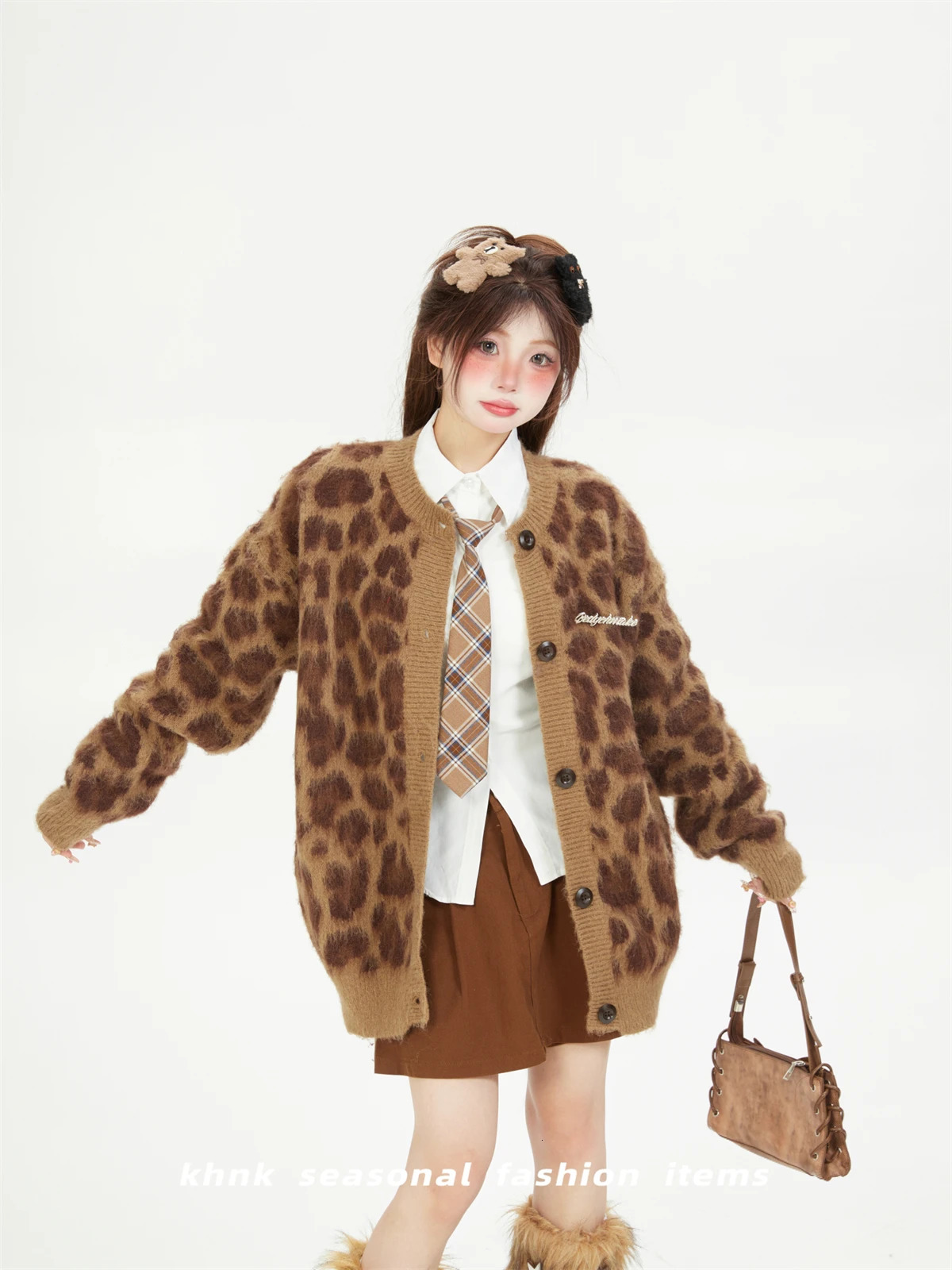 Knitted jacket womens high street leopard print mohair thickened warm loose casual crew neck sweater cardigan autumn and winter 250103