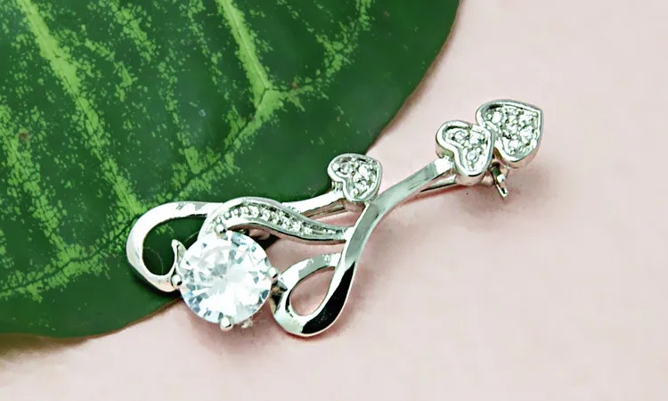 Female 925 Sterling Silver Zircon Leaves Brooch For Women Embossed n Brooch Wedding Aesthetic Jewelry Gift 241230