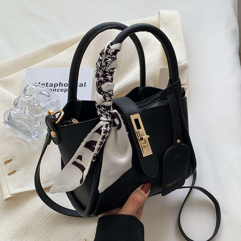 Niche New Trend, Autumn And Winter Vegetable Basket, Women's Crossbody Bag, Hand-Held Bucket Bags