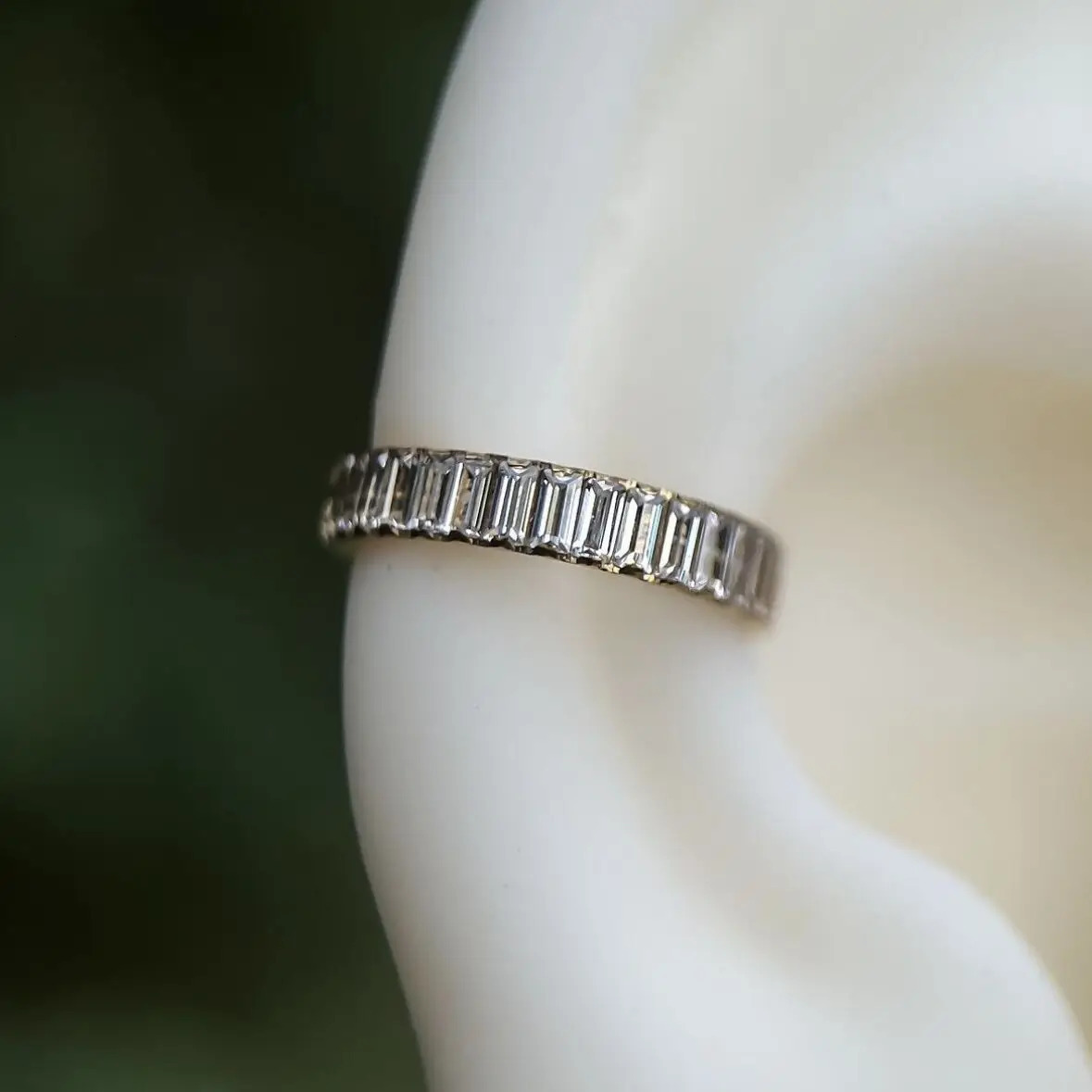 ASTM F136 Piercing Earrings Zircon Clicker Septum Nose Ring Conch Cartilage Tragus Helix Ear Piercing Body Jewelry 16G 250103