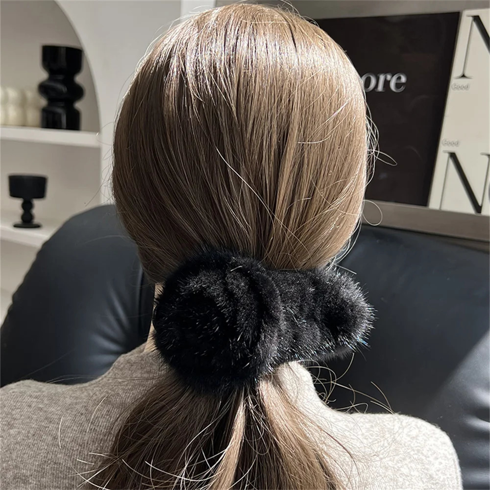 16cm Real Mink Fur Hair Clip Large Size Hairpin Barrettes For Women Girls Ponytail Temperament Clamps Hair Accessories 250106
