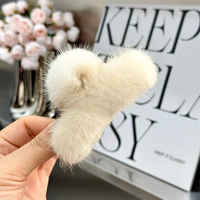 Claw Clip Hair Clips for Women Hair Catches Hairpin Woman Accesories Vintage Natural Mink Hairclip Accessories Girls 250106