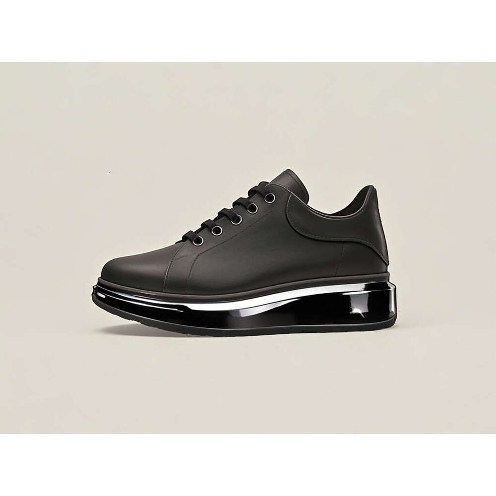 Designer Woman shoe Leather Lace Up Men Fashion Platform Oversized Sneakers Black womens veet suede Casual Shoes 35-45