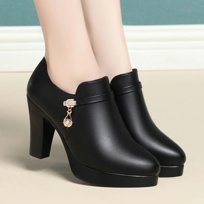 Comfortable Fashion Deep Mouth Soft Leather Womens Platform Shoes 2024 Fall Med Block Heels Single Shoes for Office Mom 250103