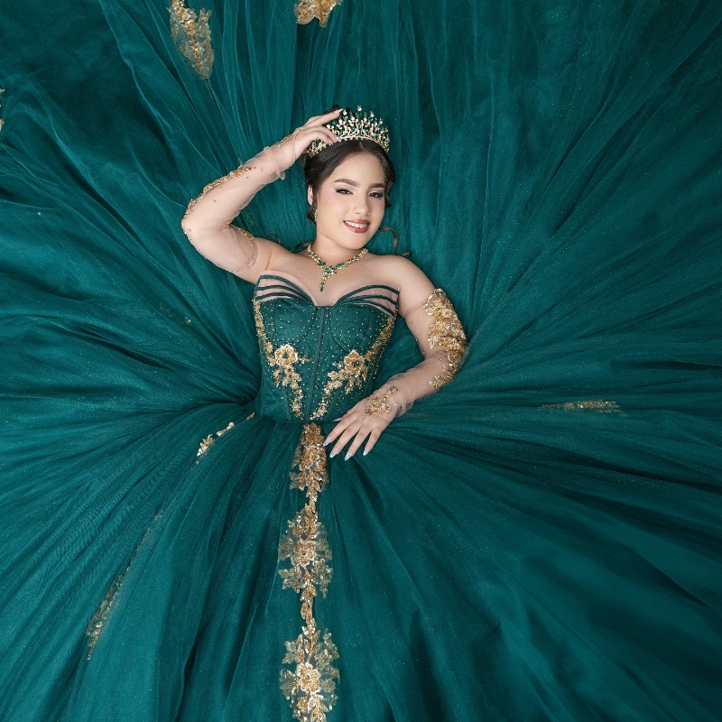 Customized Green Quinceanera Dresses Ball Gown Off The Shoulder Gold Applique Beads Tull Corset Party Birthday Sweet 16 Vestidos 15 De Anos