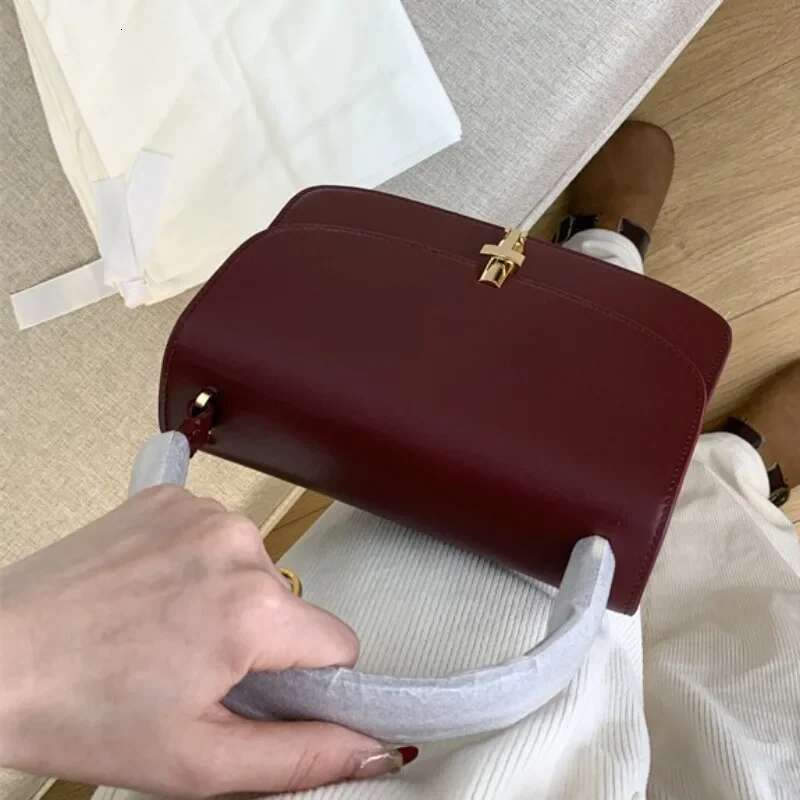 New Arrival First-Layer Cowhide T-Shaped Metal Buckle Small Handbag For Women