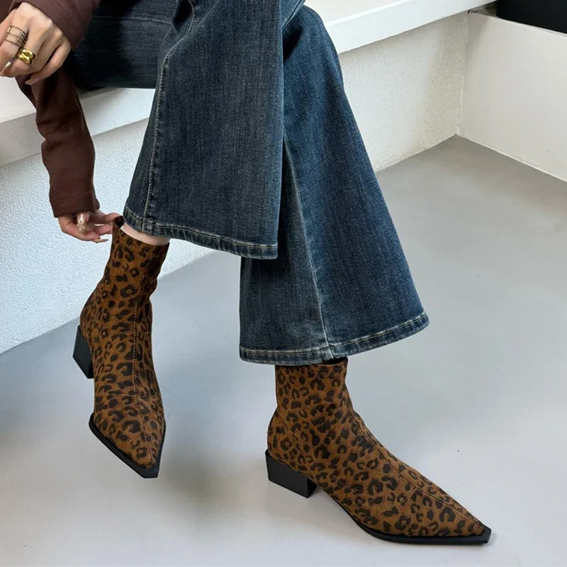 er Women Modern Ankle Boots Fashion Pointed Toe Short Booties Ladies Casual Thick Heel Shoes 250106