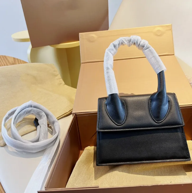 Top Designer bag Bambino Sac Women Fashion Bags Crossbody Shoulder bag Luxury Handbag Vintage Fashion Tote leather Purse