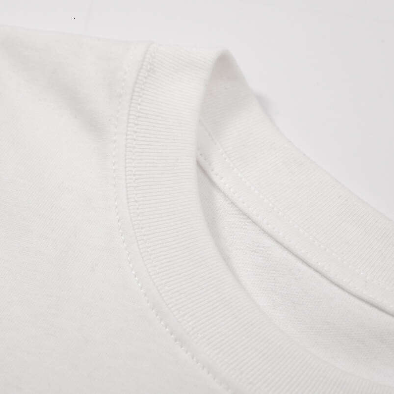 Trendy brand new FOG RRR123 digital letter printed shoulder T-shirt for men, stylish and versatile short sleeved shirt