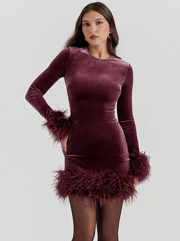 Elegant Feather Party Dress Womens Long Sleeve O-Neck Ultra Thin Velvet Mini Womens Dress 2025 Patch Work Hip Packaging Womens Robe 250103