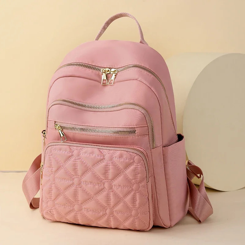 High Quality Large Capacity Nylon Fashion Backpacks Solid Zipper Commute Backpacks for Women Casual Versatile 250102