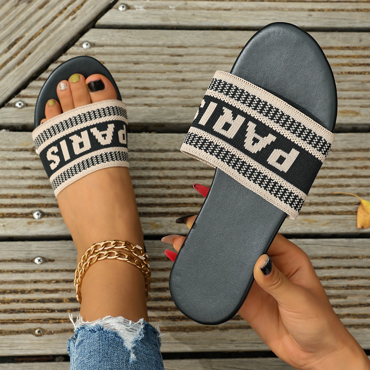 2025 designer slippers designer flat sandals for womens lightweight beach fashion shoes size 36-43 Candy Color Classic Footwear