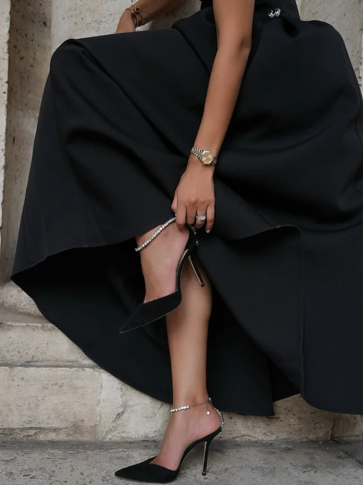 Elegant high waisted long dress for women fashionable sleeveless irregular half neck dress 2025 womens party evening dress 250103