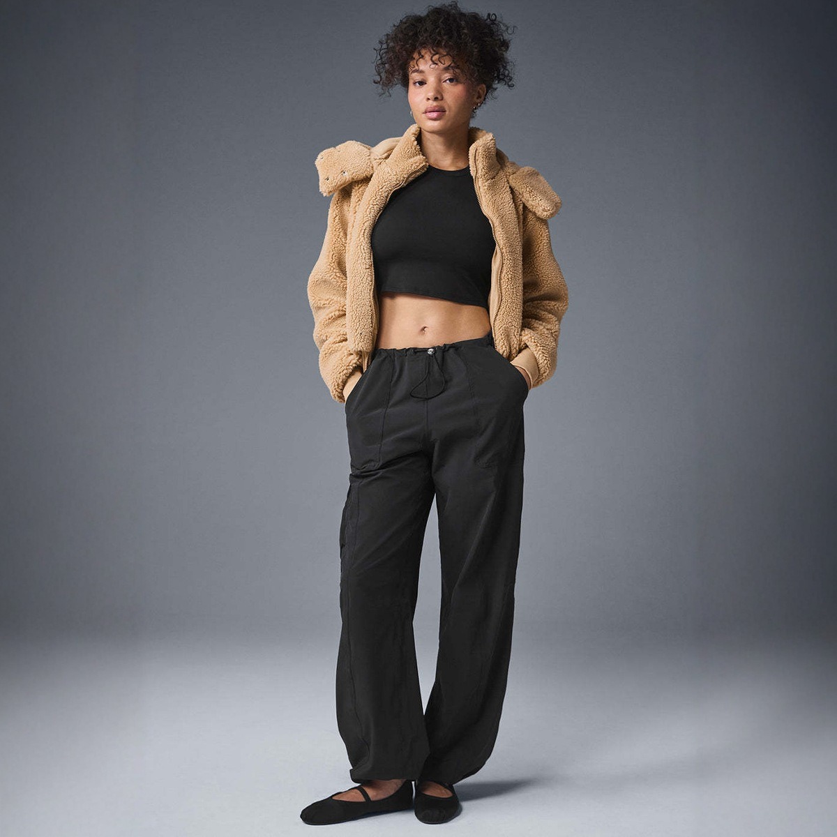 2025 Designer Yoga Hooded Coats Foxy Sherpa Jacket Lamb Plush Warm Long Sleeve Sweater Zip Cardigan Sweatshirts Loose Short Thick Sweattops