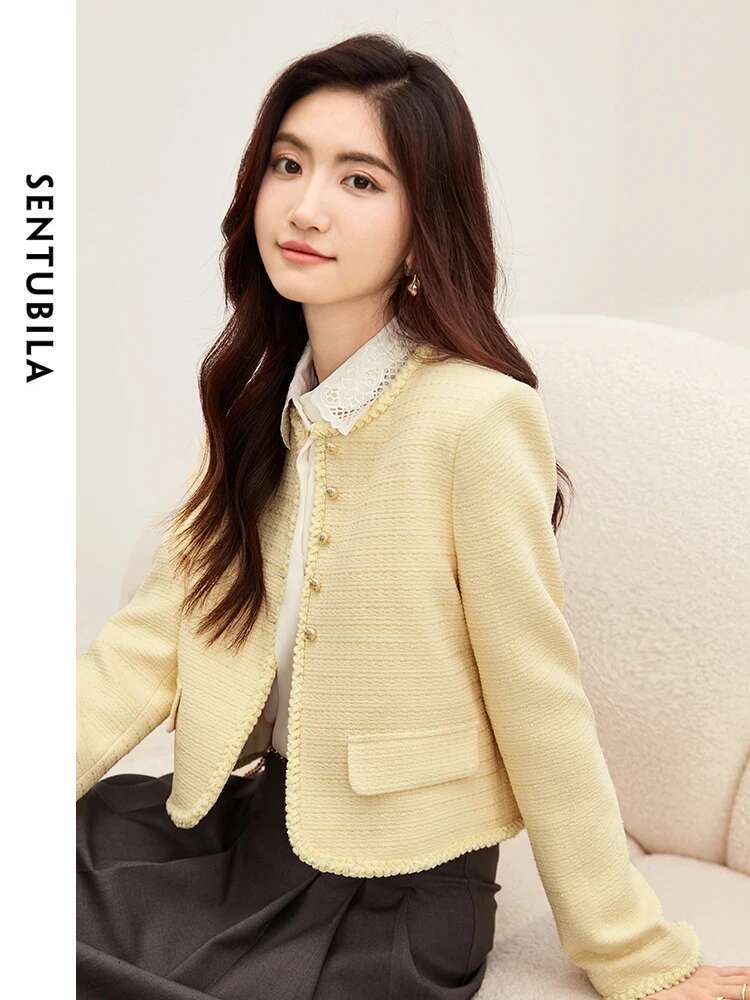 SENTUBILA Light Yellow Elegant Cropped Tweed Jacket 2024 Spring O-Neck Single Breasted Short Coat Female Outerwear 141W52222