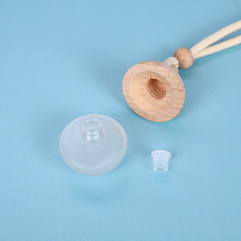 Water Droplet Shaped Essential Oils Diffusers Car Pendant Perfume Bottle Glass Ornaments Empty Bottles Wooden Lid Air Freshener Clear Frosted HW0401