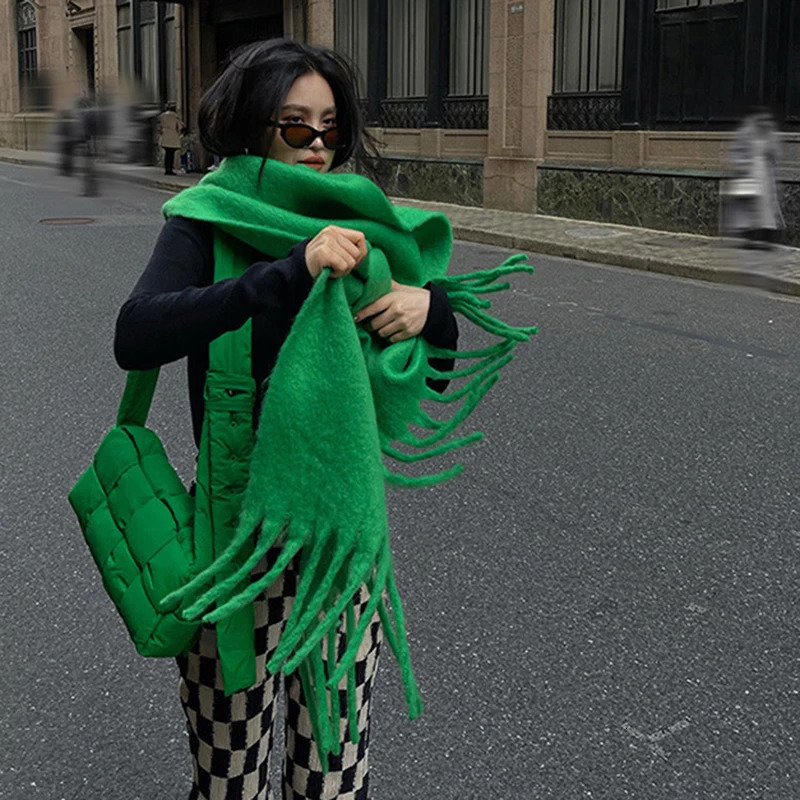 Cashmere Women Solid Scarf Winter Warm Shawl Bandana Pashmina Tassel Female Foulard Thick Blanket Scarves 250106