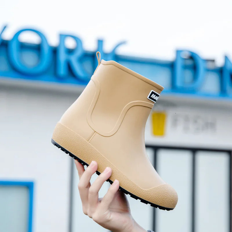 German Non-slip Rain Shoes Men Mid-calf Warm Rain Boots Plus Velvet Waterproof Shoes Kitchen Shoes Car Wash Fishing Shoes Women 250106