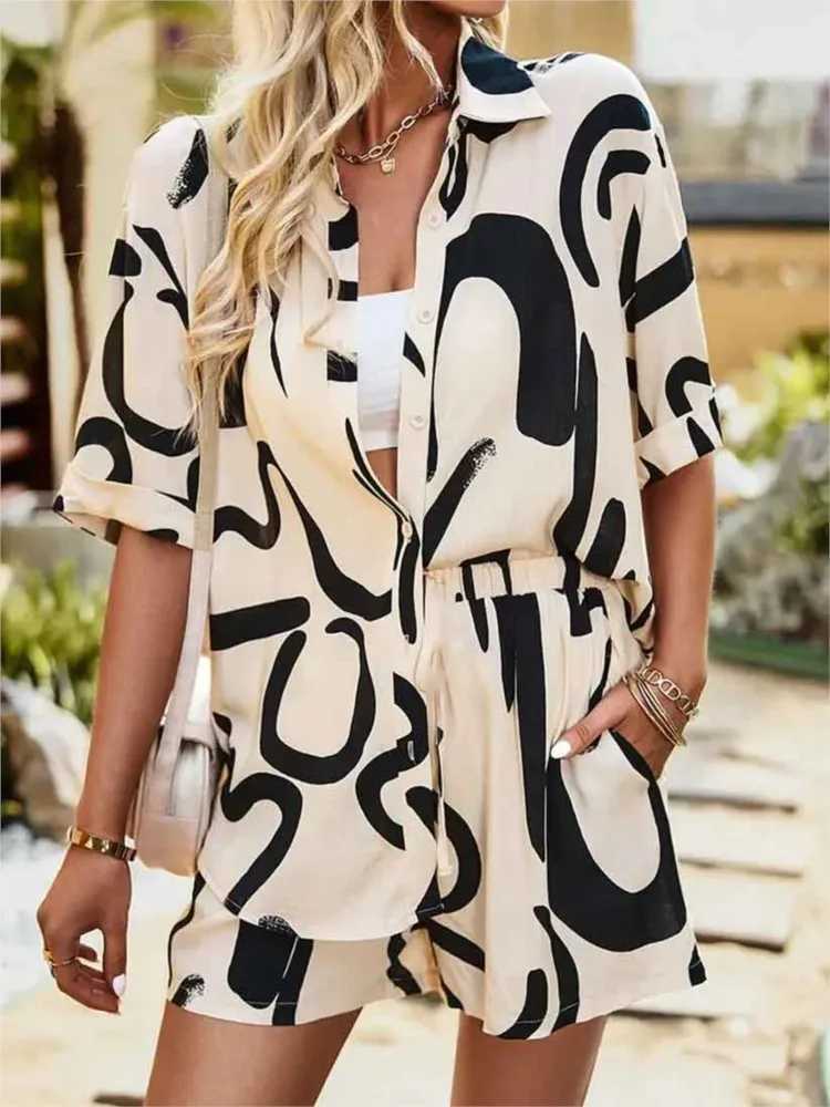 Casual Short Sve Shirt Shorts Set Office Lady Summer Geometric Print Tops Lace Up Pants Two Piece Set Women Outfit 2023XJ250106