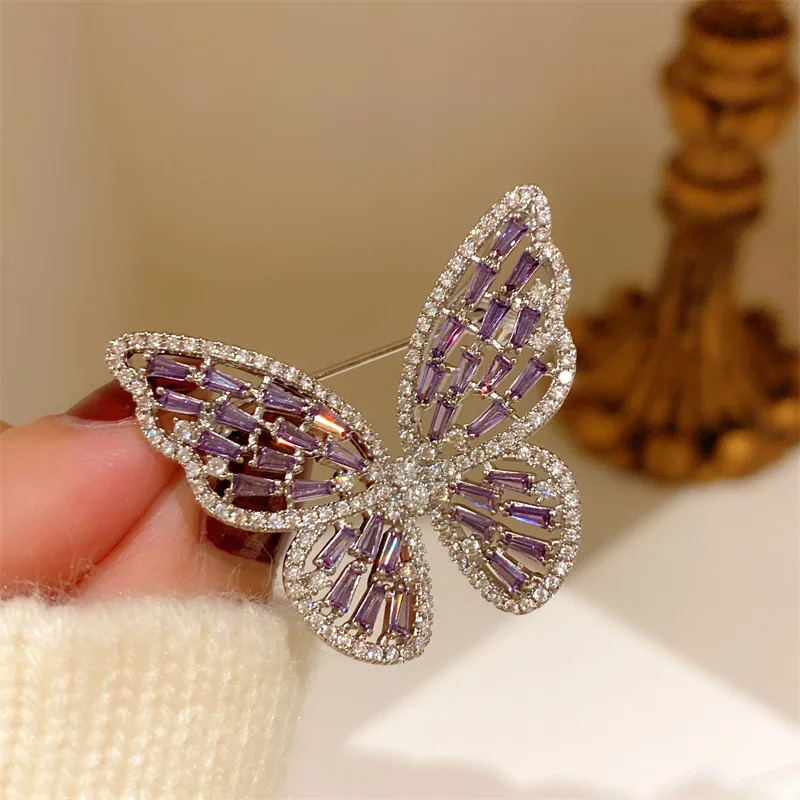 Fashion Women Girls Elegant Crystal Purple Butterfly Brooches Badges Classic Lady Dress Suit High-end Pins Jewelry 241230