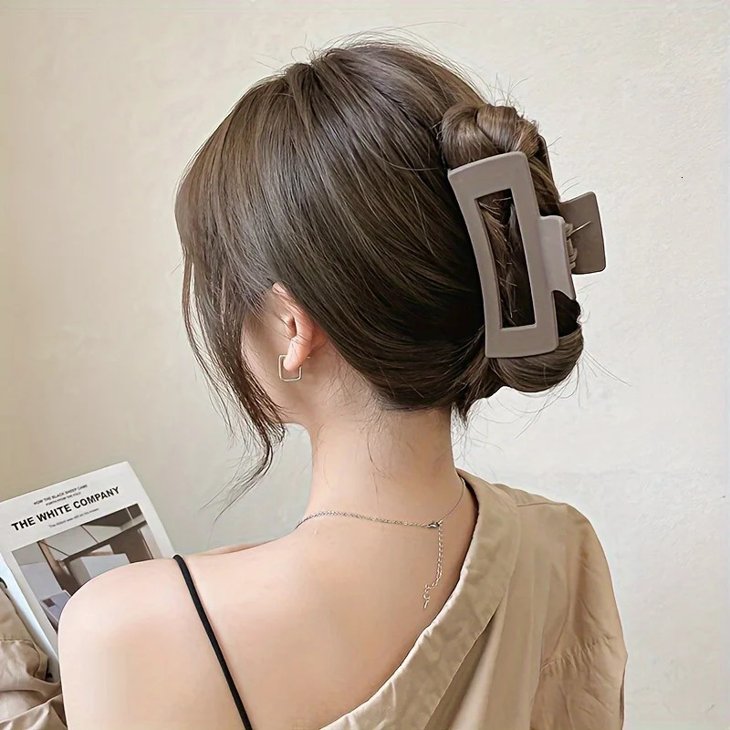 6pcs Winter Plush Hair Clip set Claw Clip Hair Accessories For Girls Fashionable womens hair clip 250103