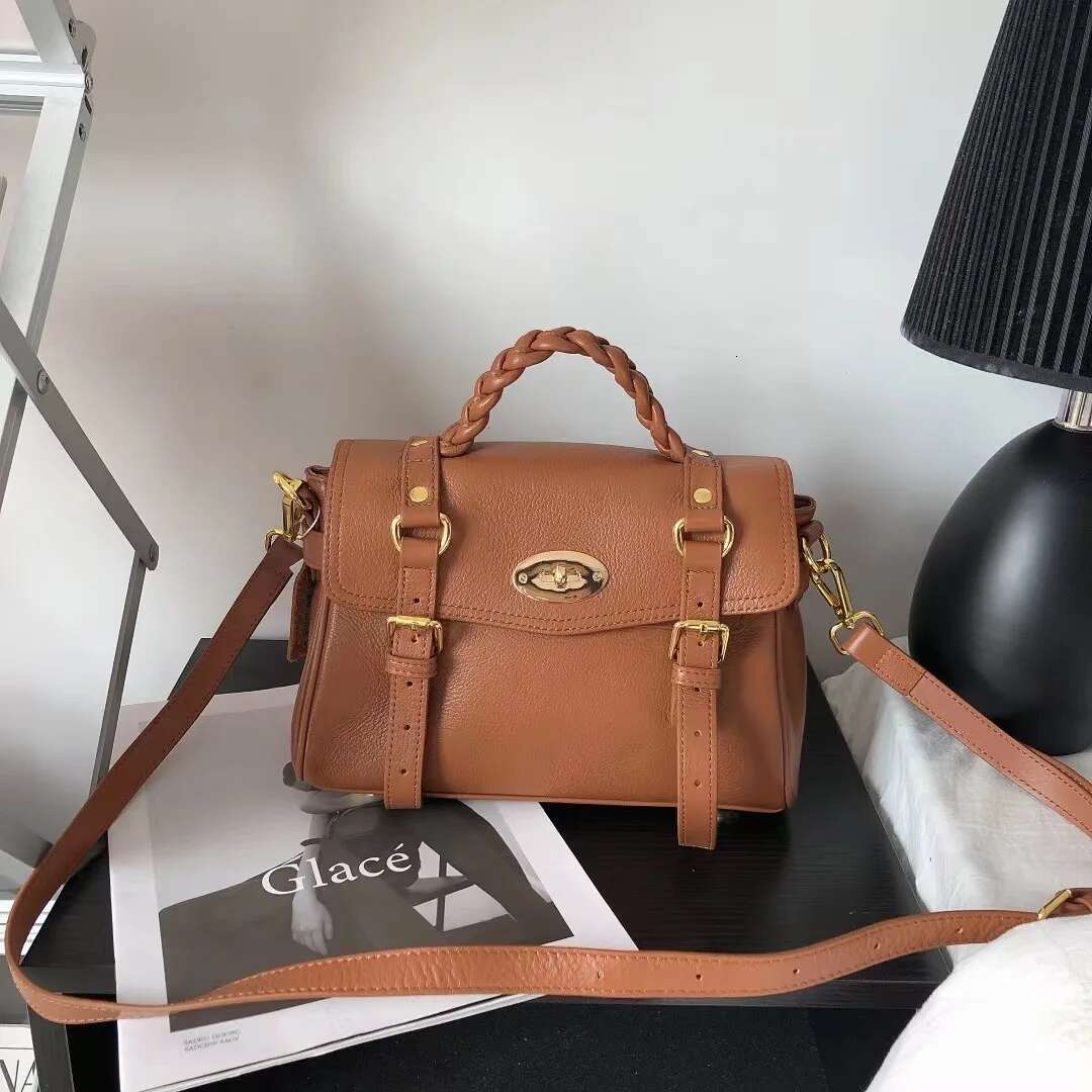 Women's Business Commuting Bag Vintage Handbags 2025 Trend Ladies New Crossbody Handbag Party Bags Womens Fashion Hand Shoulder