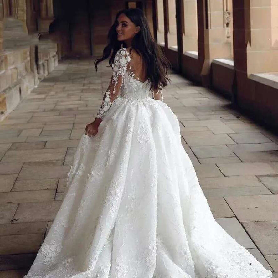 Stic Arabic Dubai Lace Tulle Wedding Dresses A E Sleeves Sheer Neck Appliques Beads Long Bridal Gowns With Split Front Custom Robes De Mariage Bc18324