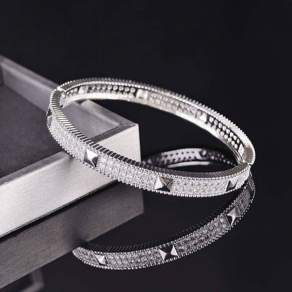 Classic Bracelet for Women Bangle Stainless Steel Designer Cuff Jewelry Party Gift high-end handmade accessories for women