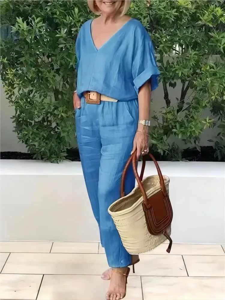 Beltless V-neck Short-sved Top + Nine-point Pants 2-piece Set For Women Fashion Summer Solid Color Loose Office Suit FeXJ250106