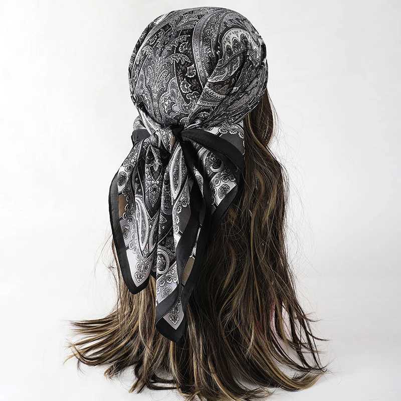 Design Shawl Neckerchiv 2024 Square Silk Scarf Womens Headscarf Flower Print Satin Handbag Wrist Bag Womens Scarf W250107